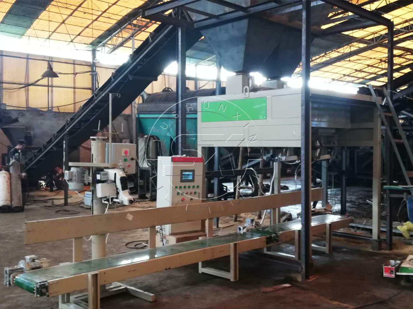 The Installment of Bagging Machine in Fertilizer Production Line