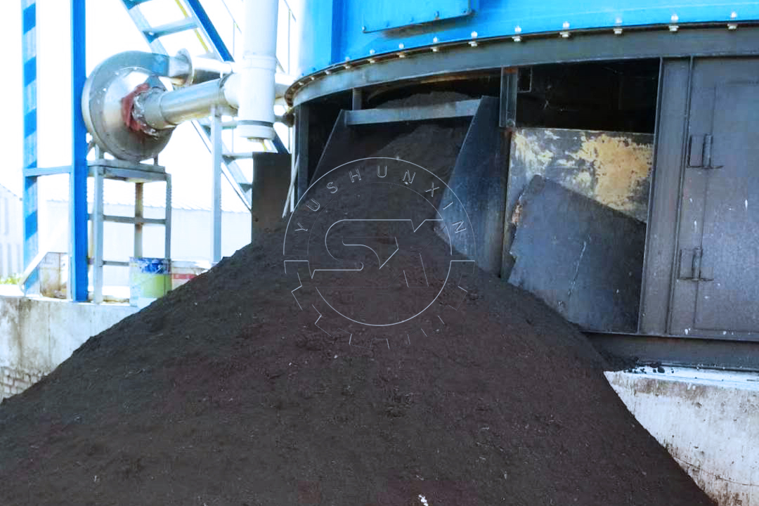 The Composted Animal Manure Produced by Vertical Fermentation Vessel
