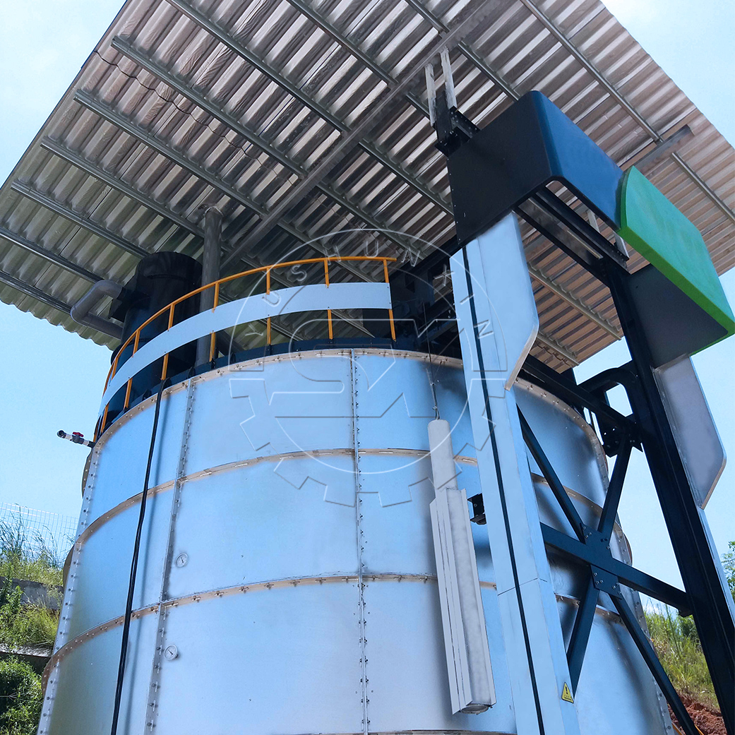 Fermentation tank for composting animal manure