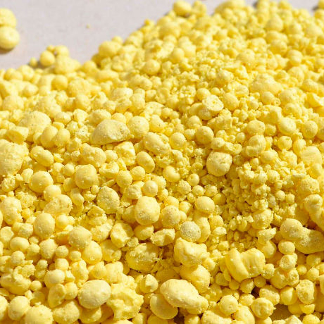 Sulphur fertilizer pellets