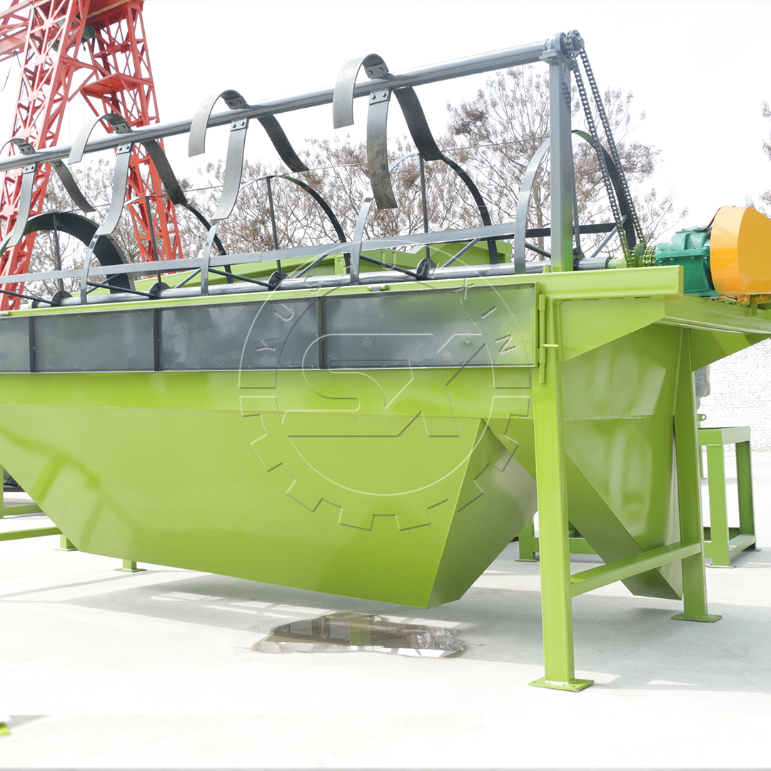 Rotary drum screening machine for poultry manure