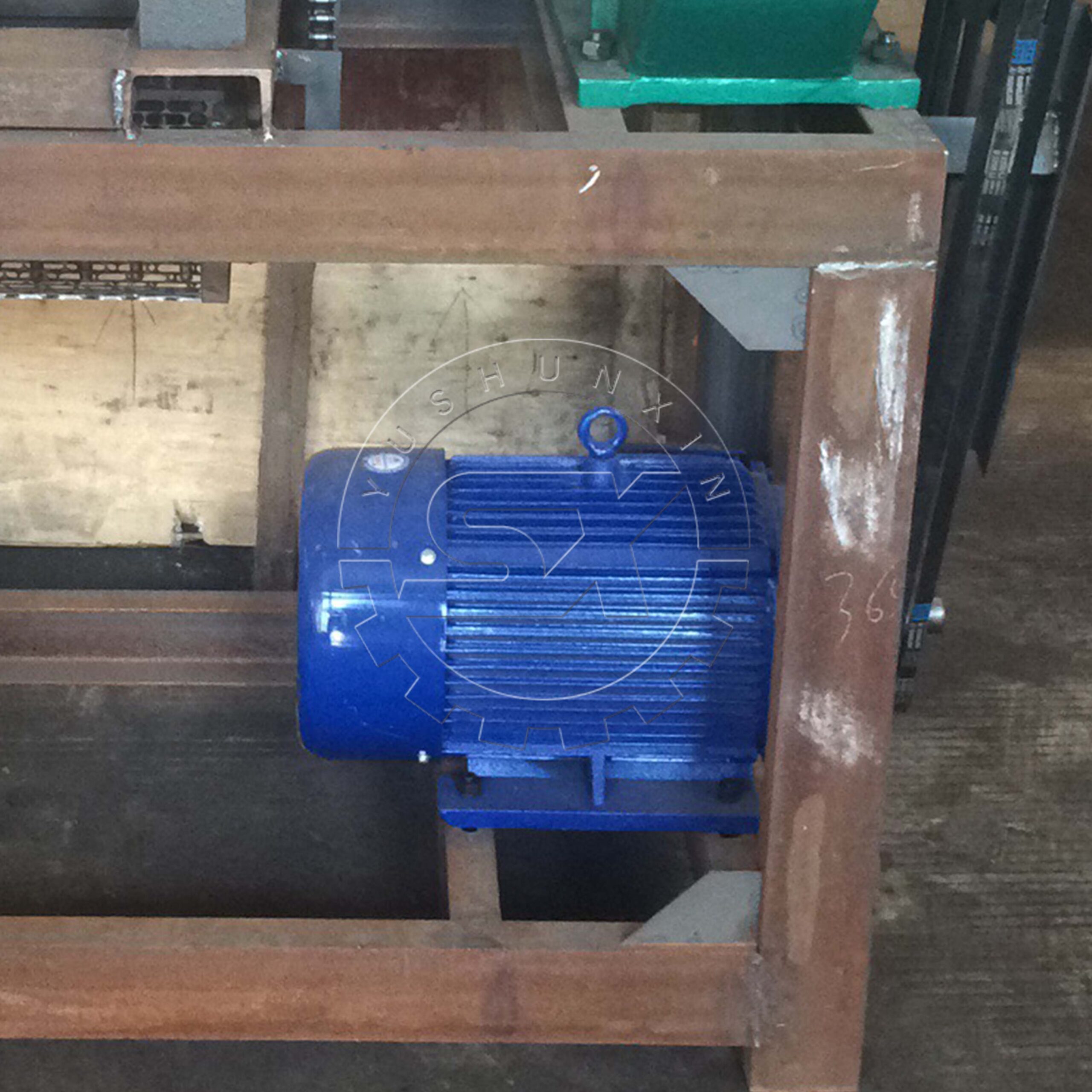 The rotor of roller press granulator