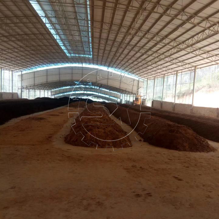 Windrow composting in organic fertilizer making plant